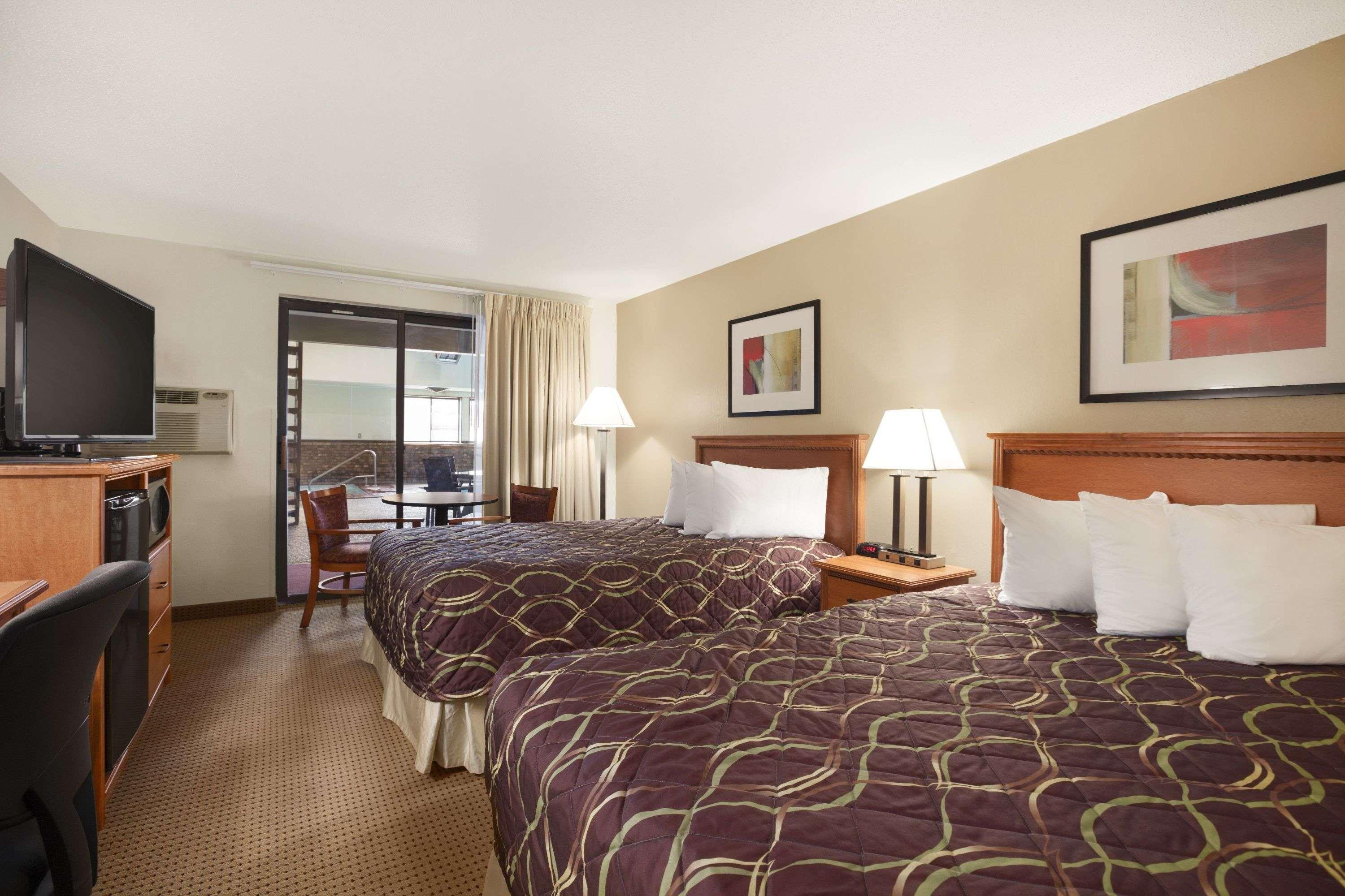 ซูเปอร์ 8 บาย วินด์แฮม วิลลิสตัน นอร์ทดาโคตา Hotel ภายนอก รูปภาพ