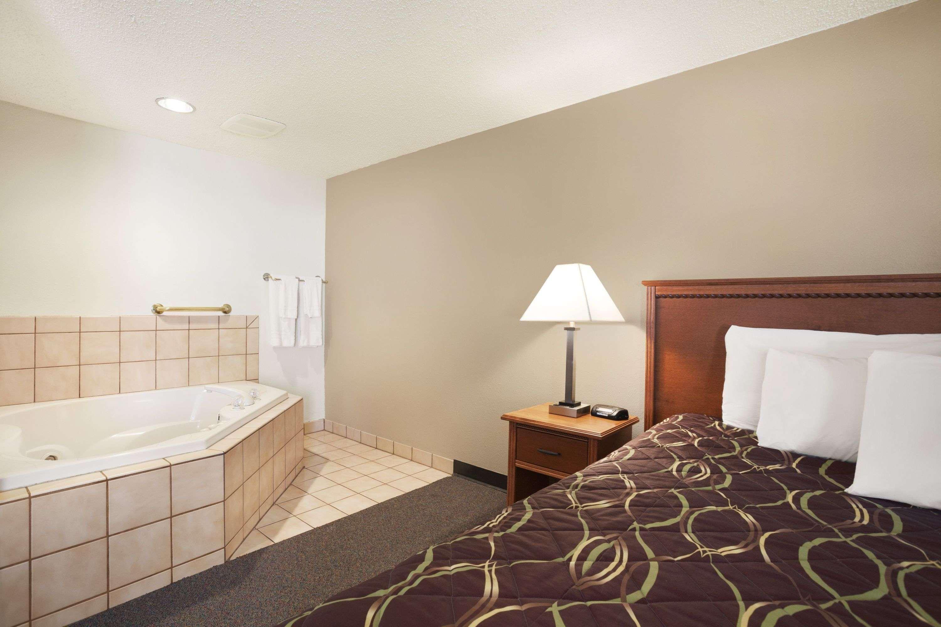 ซูเปอร์ 8 บาย วินด์แฮม วิลลิสตัน นอร์ทดาโคตา Hotel ภายนอก รูปภาพ